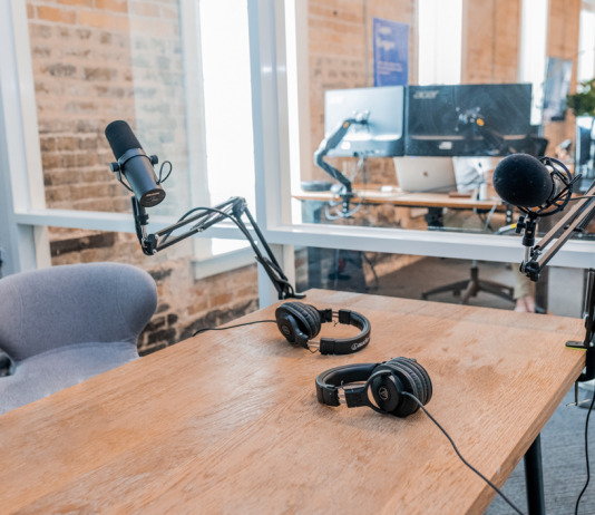 Markalaşabileceğiniz Yeni Trend: Podcast